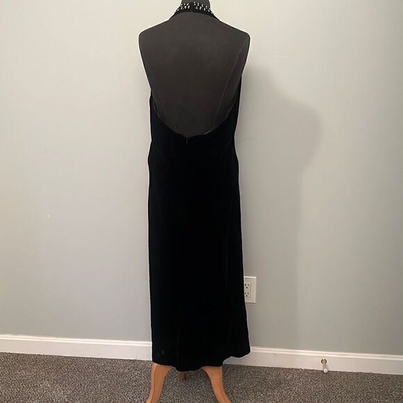 Eliza J New York Women's Black Low Back Embellished Velvet Halter Evening Dress - Picture 5 of 9